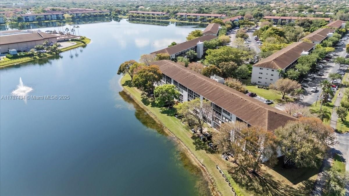 Real estate property located at 1251 134th Way #106A, Broward, Ivanhoe West At Century V, Pembroke Pines, FL