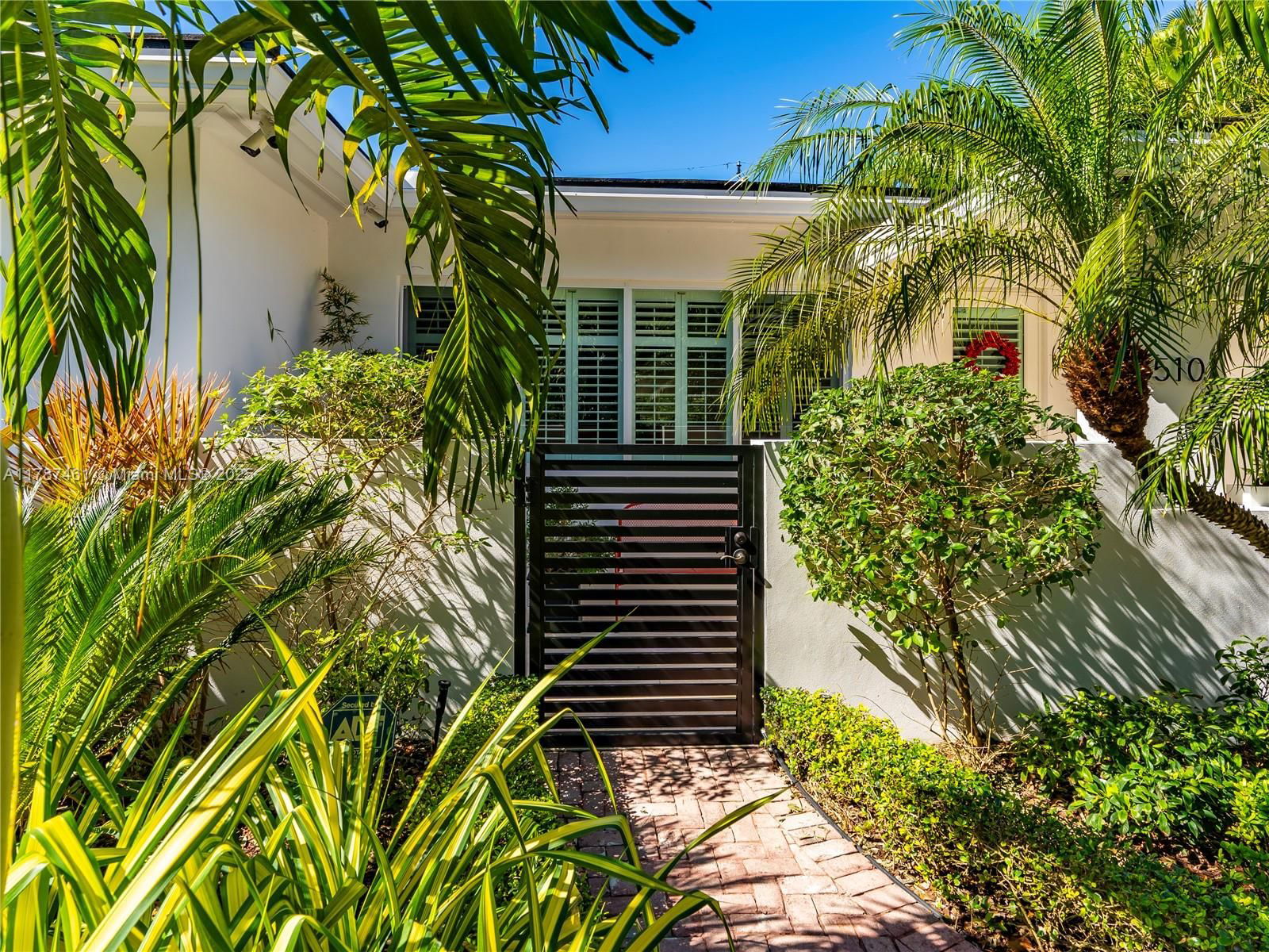 Real estate property located at 5510 San Vicente St, Miami-dade, C Gab Riviera Sec 10, Coral Gables, FL