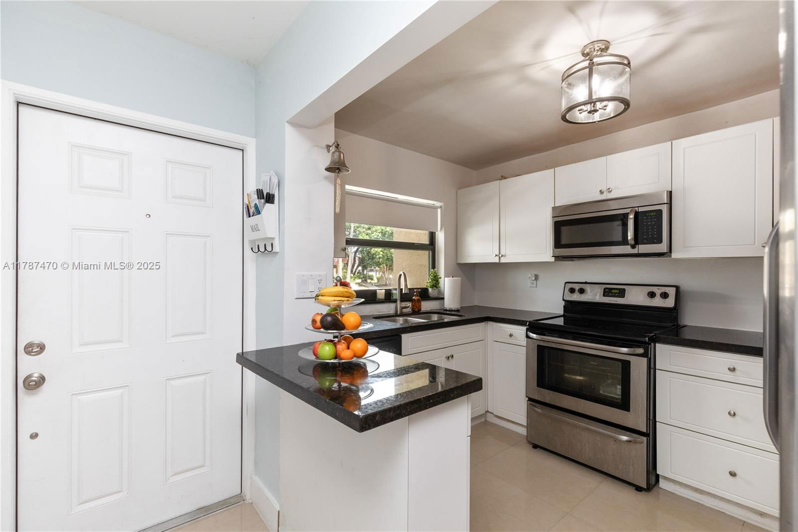 Real estate property located at 8956 Palm Tree Ln #8956, Broward, Westview Condominium Noone, Pembroke Pines, FL