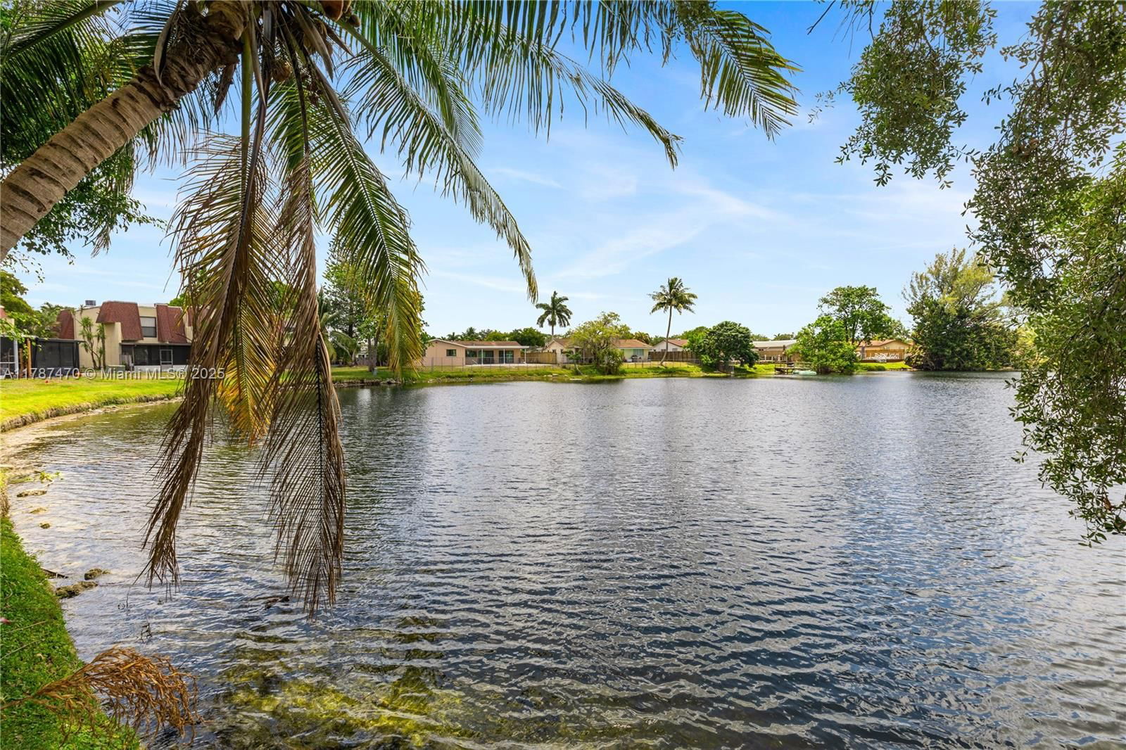 Real estate property located at 8956 Palm Tree Ln #8956, Broward, Westview Condominium Noone, Pembroke Pines, FL