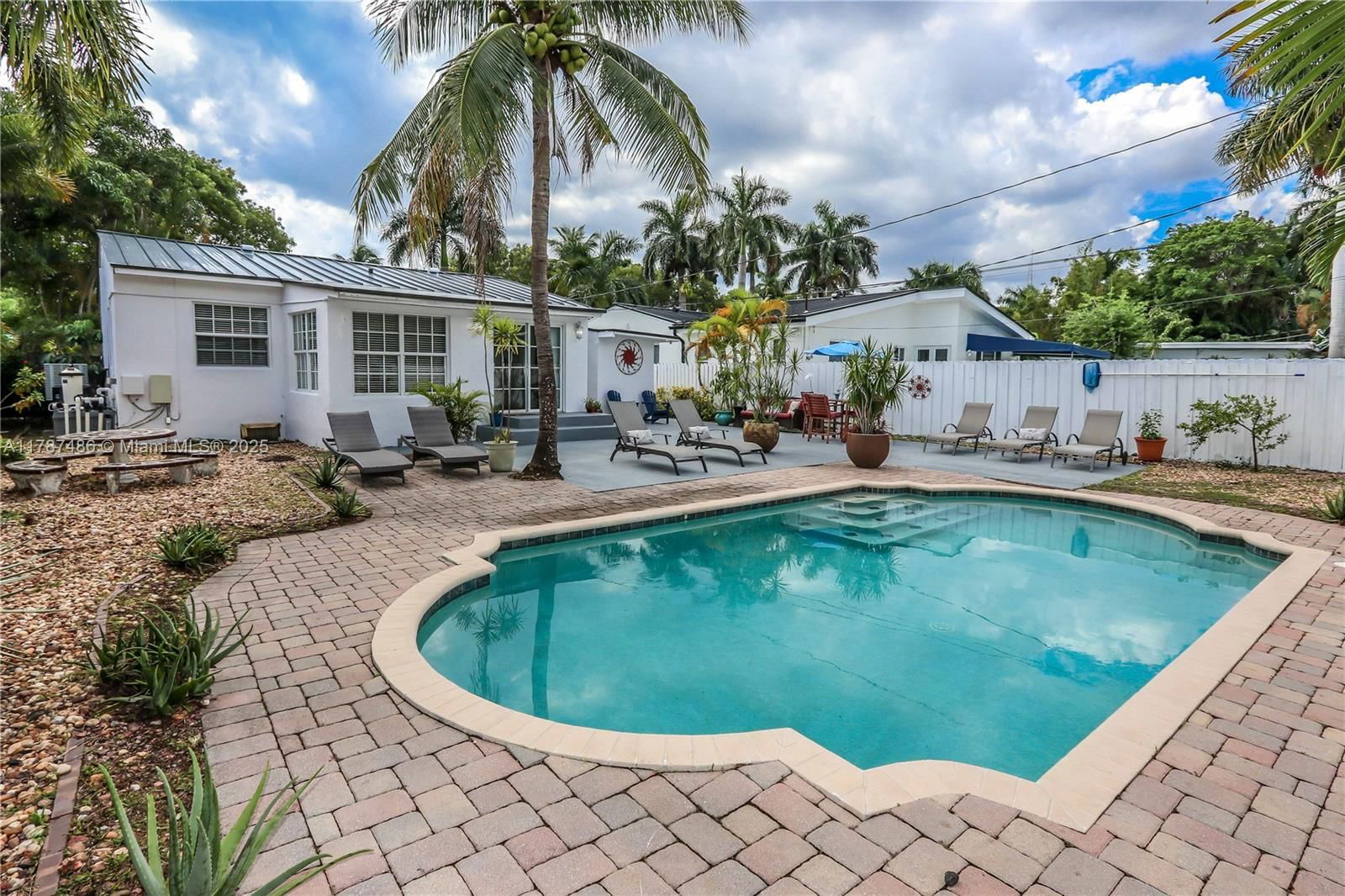 Real estate property located at 1403 Fletcher St, Broward, Sunset Trails No 4, Hollywood, FL