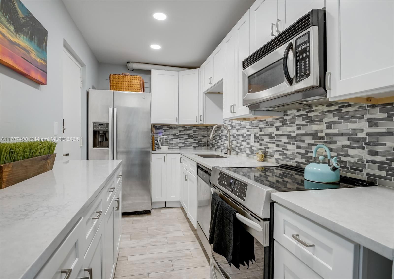 Real estate property located at 1500 Presidential Way #505, Palm Beach, Yorktown Condo, West Palm Beach, FL