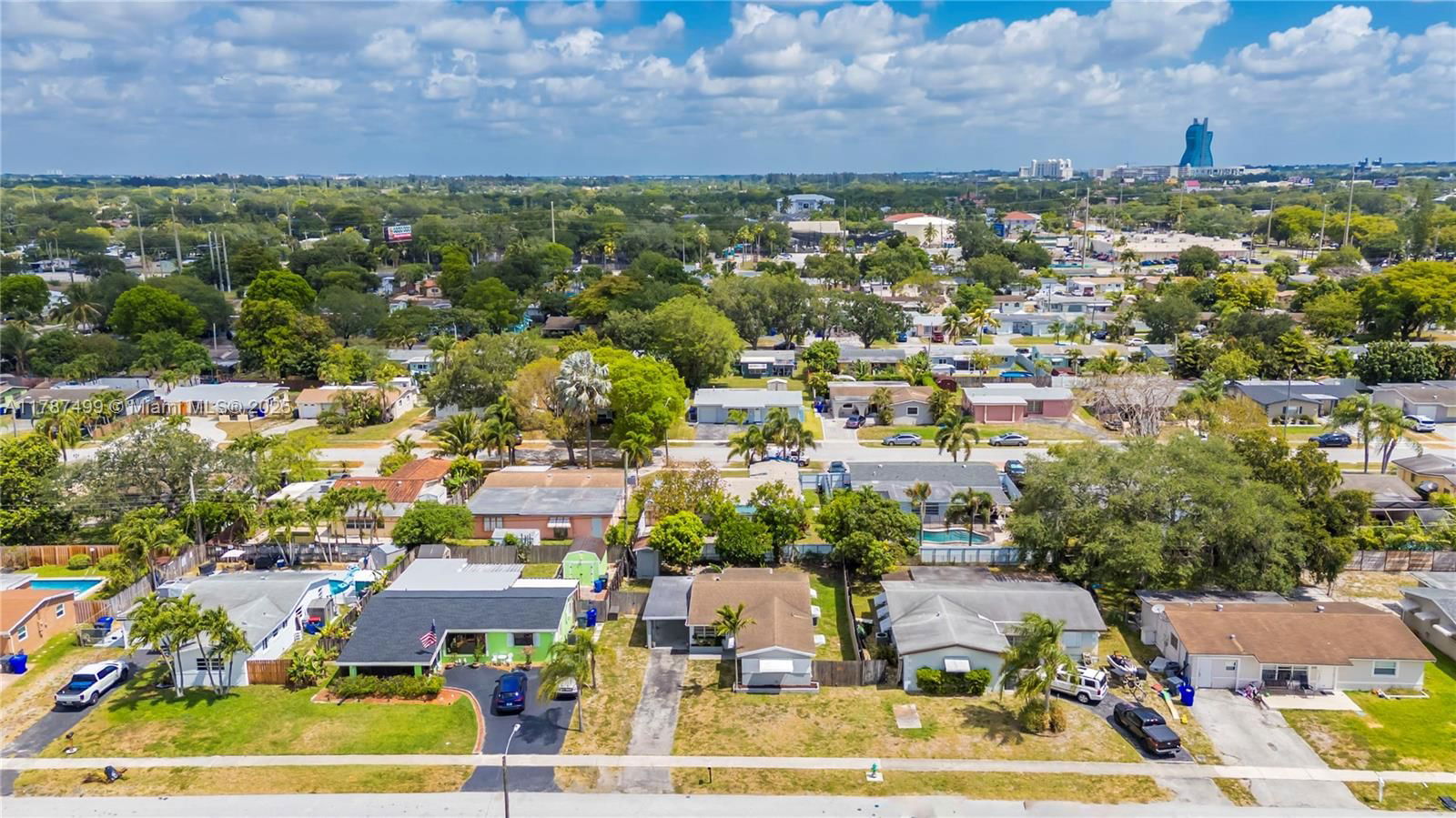 Real estate property located at 6501 Scott St, Broward, Driftwood Plaza, Hollywood, FL