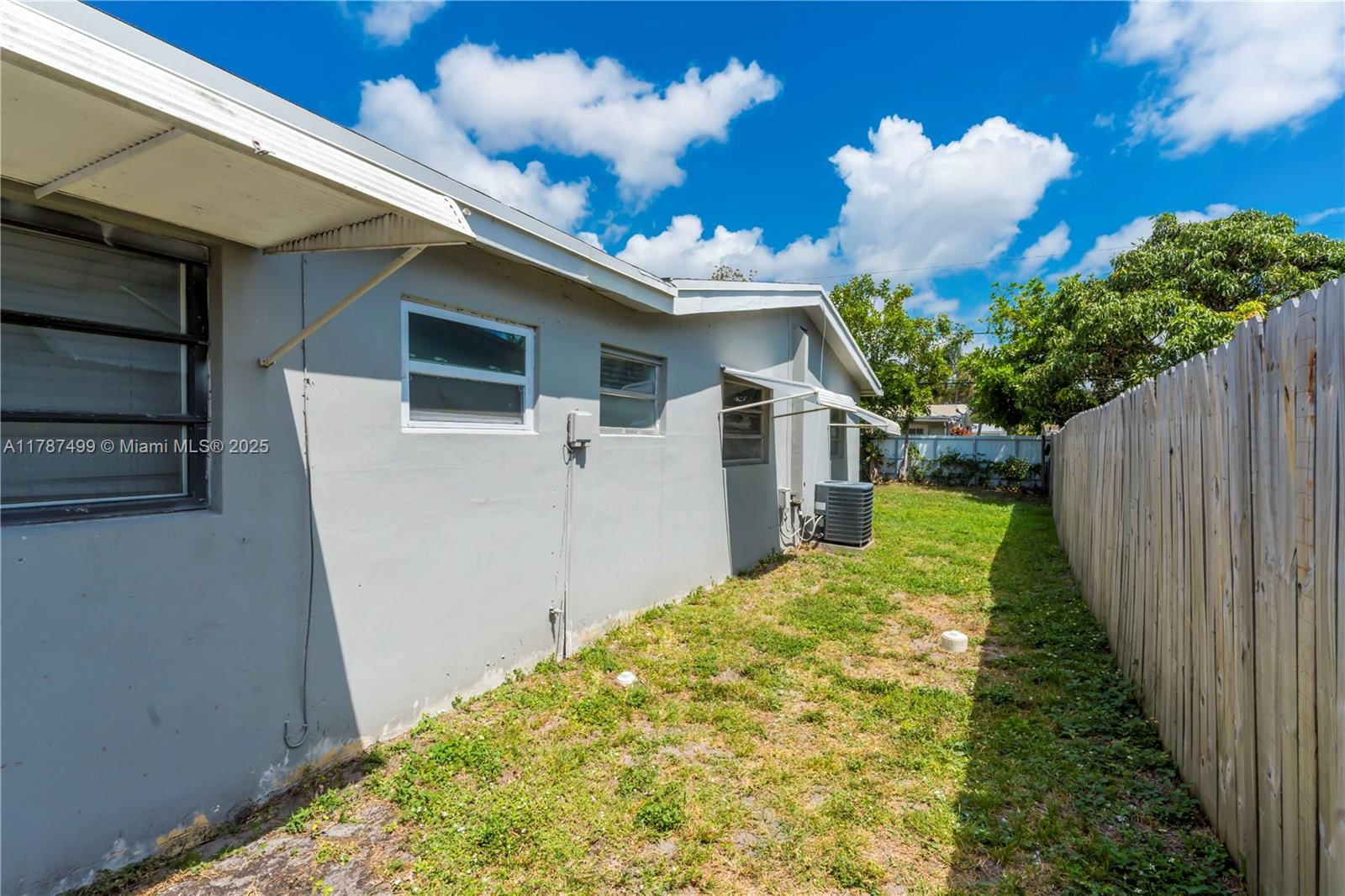 Real estate property located at 6501 Scott St, Broward, Driftwood Plaza, Hollywood, FL