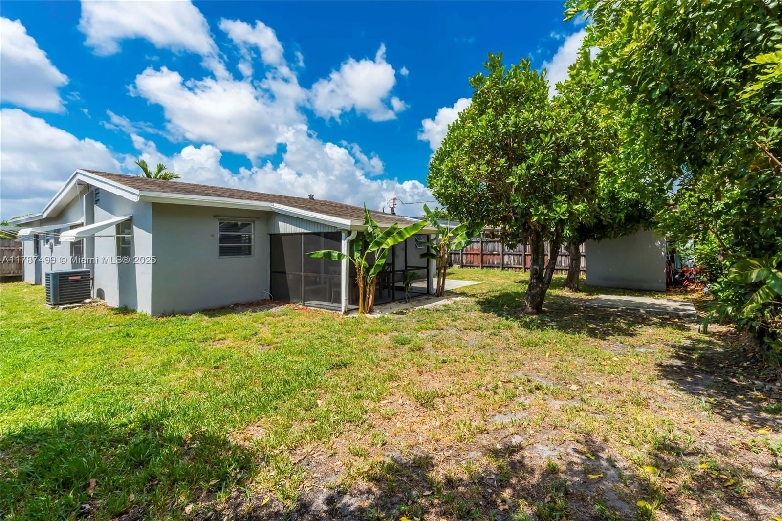 Real estate property located at 6501 Scott St, Broward, Driftwood Plaza, Hollywood, FL