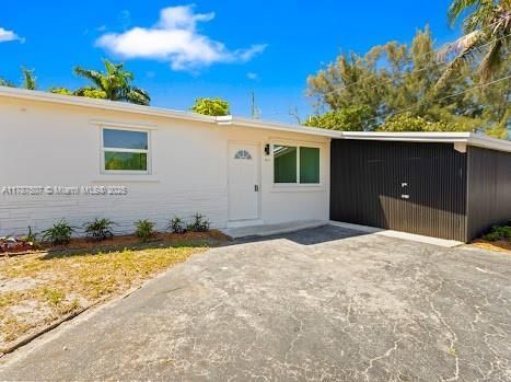 Real estate property located at 1310 41st St, Broward, Twin Lakes Homes Sec 4, Oakland Park, FL
