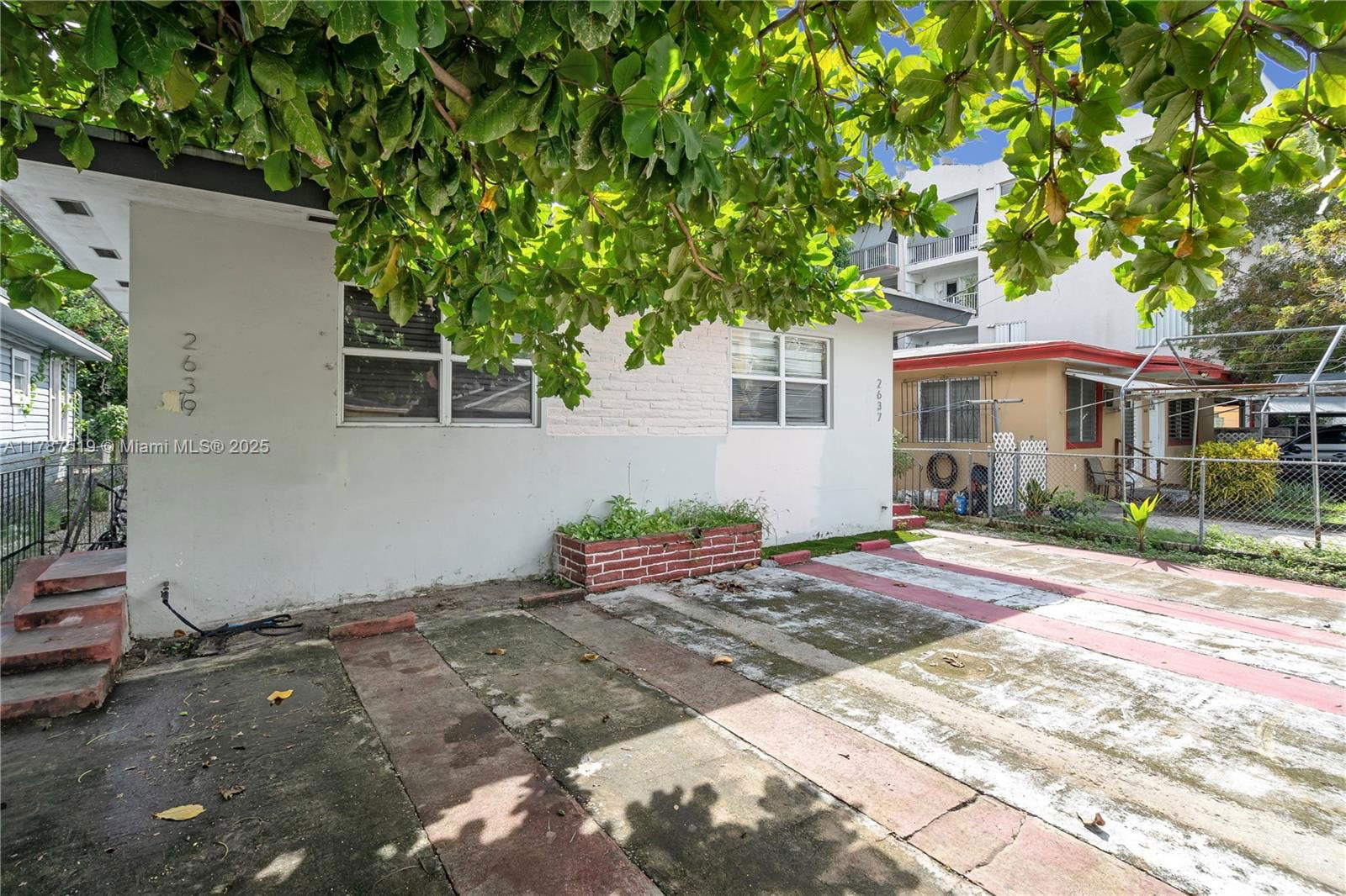 Real estate property located at 2637 23 CT, Miami-dade, Westhaven, Miami, FL