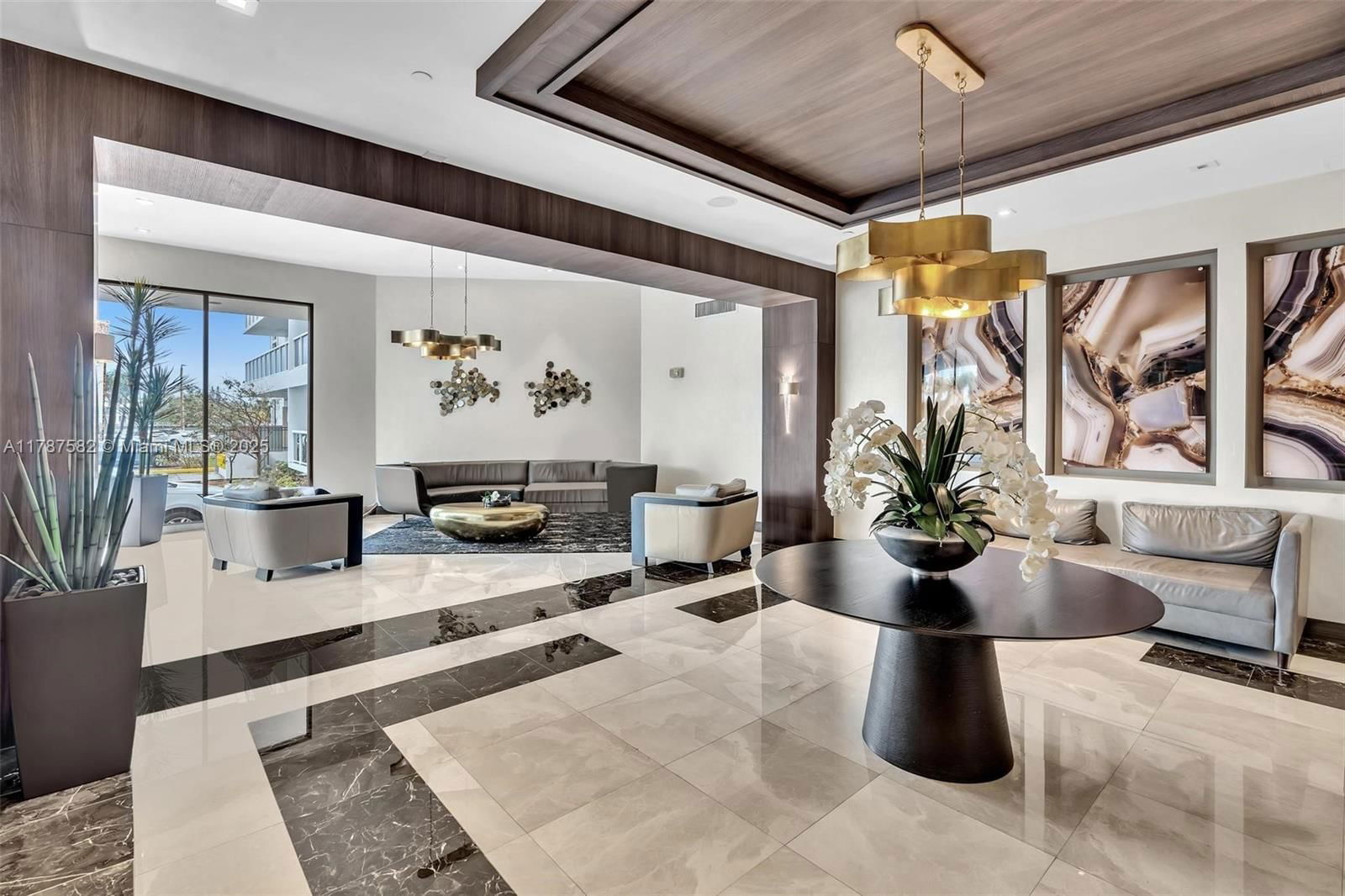 Real estate property located at 20515 Country Club Dr #646, Miami-dade, Waterview Condo, Aventura, FL