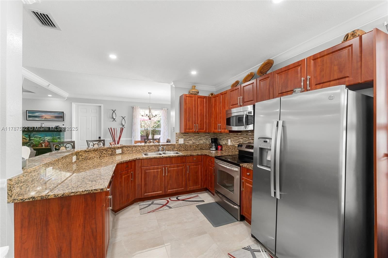 Real estate property located at 4501 Mimosa Ter #1404, Broward, Paloma Lakes Condominium, Coconut Creek, FL