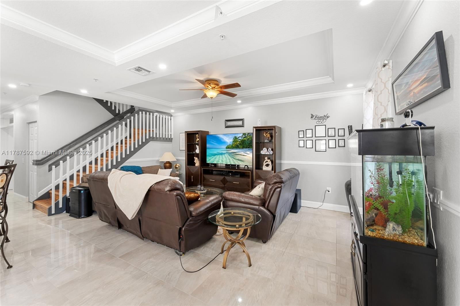 Real estate property located at 4501 Mimosa Ter #1404, Broward, Paloma Lakes Condominium, Coconut Creek, FL