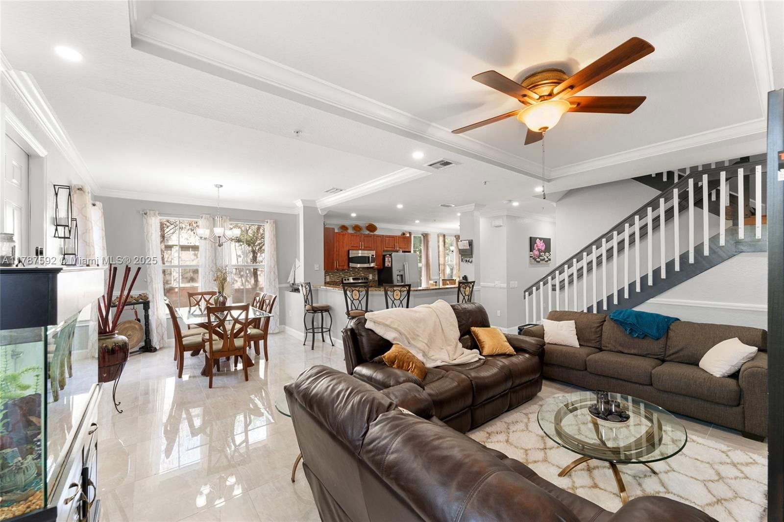 Real estate property located at 4501 Mimosa Ter #1404, Broward, Paloma Lakes Condominium, Coconut Creek, FL