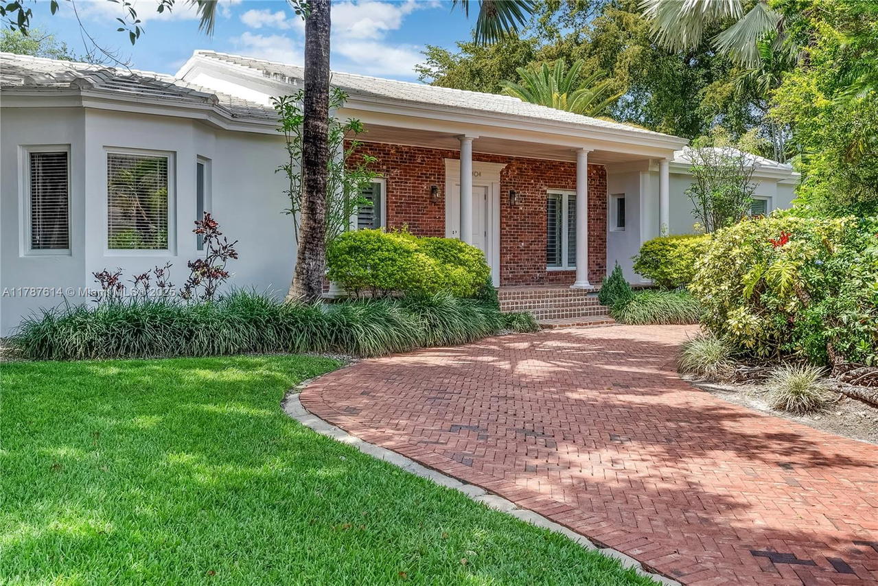 Real estate property located at 4404 Alhambra Cir, Miami-dade, C Gab Country Club Sec 5, Coral Gables, FL
