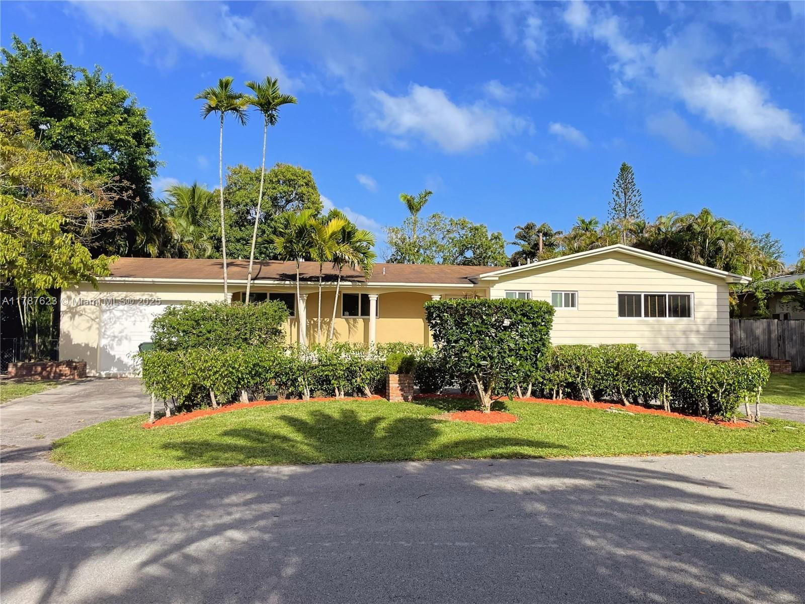 Real estate property located at 5965 64th Pl, Miami-dade, Merion Park, South Miami, FL