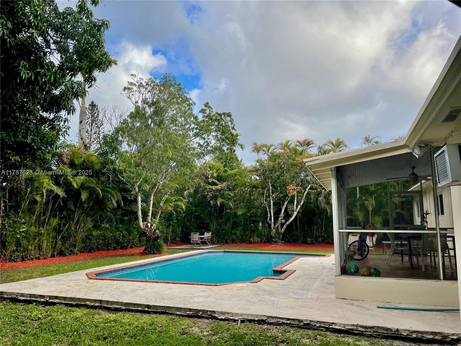 Real estate property located at 5965 64th Pl, Miami-dade, Merion Park, South Miami, FL