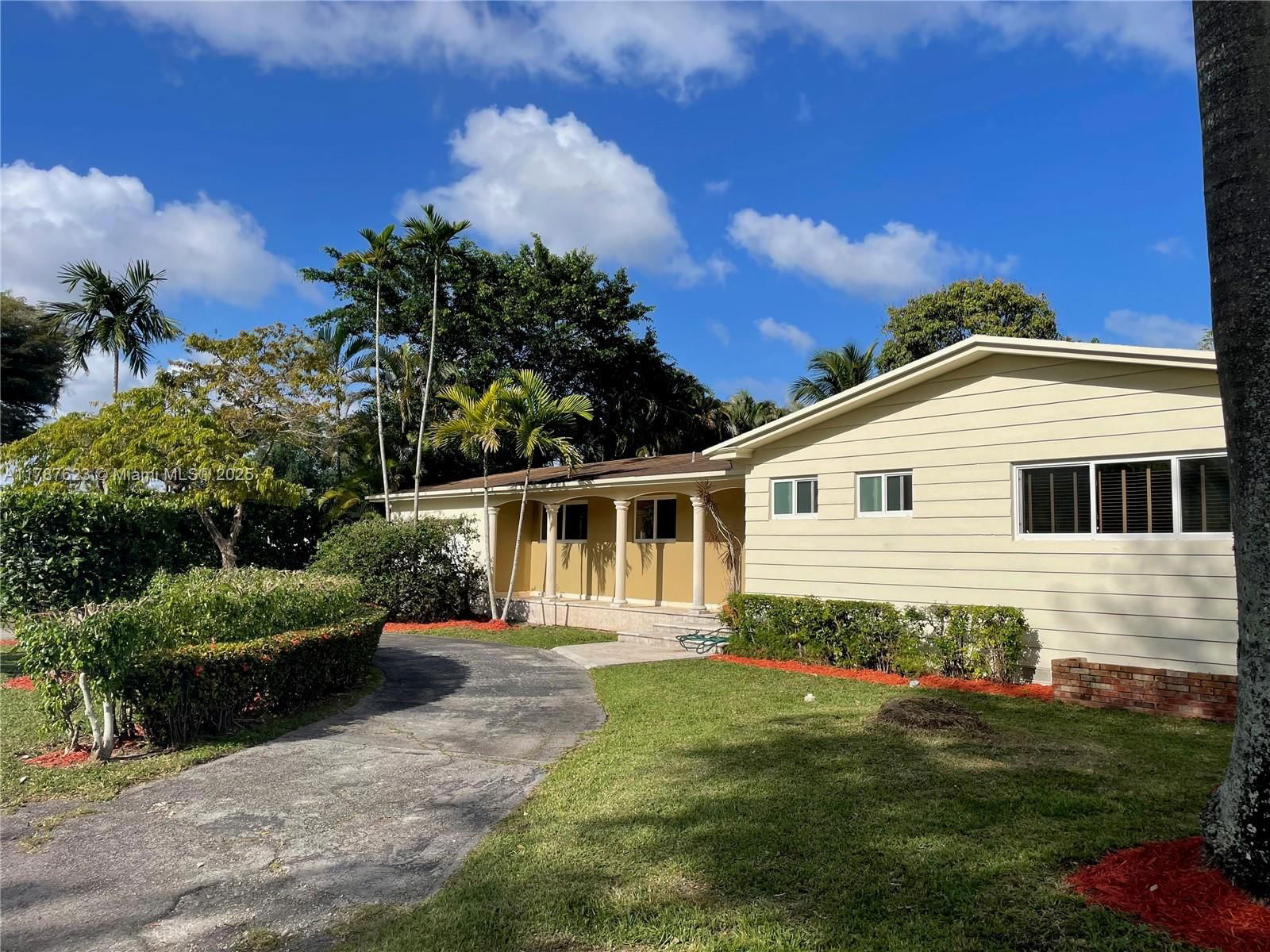 Real estate property located at 5965 64th Pl, Miami-dade, Merion Park, South Miami, FL