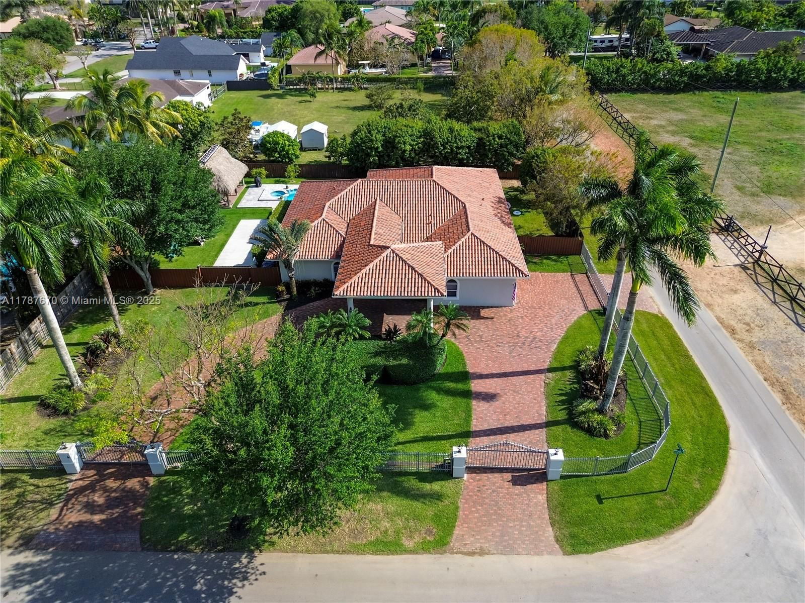 Real estate property located at 19382 293rd St, Miami-dade, Biscado Ests Sec 1, Homestead, FL