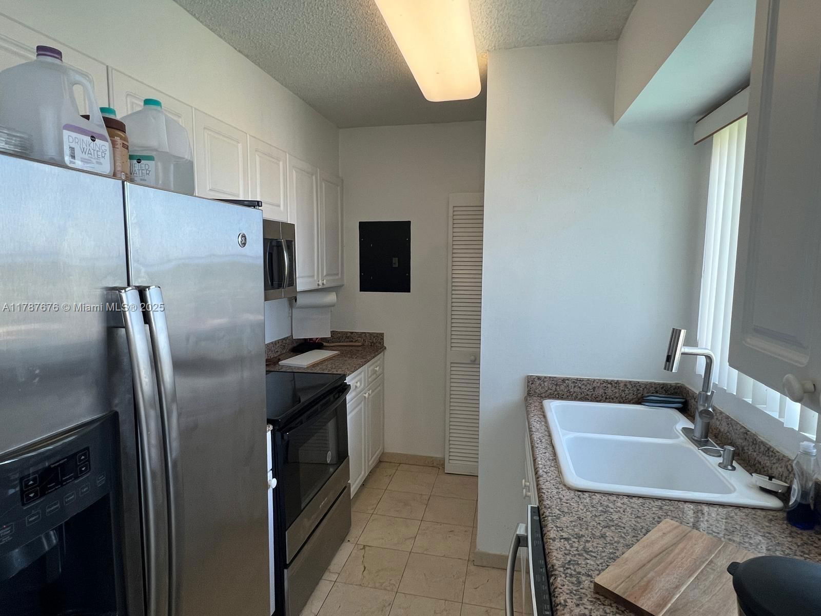 Real estate property located at 5900 Collins Ave #1505, Miami-dade, The Grandview Condo, Miami Beach, FL