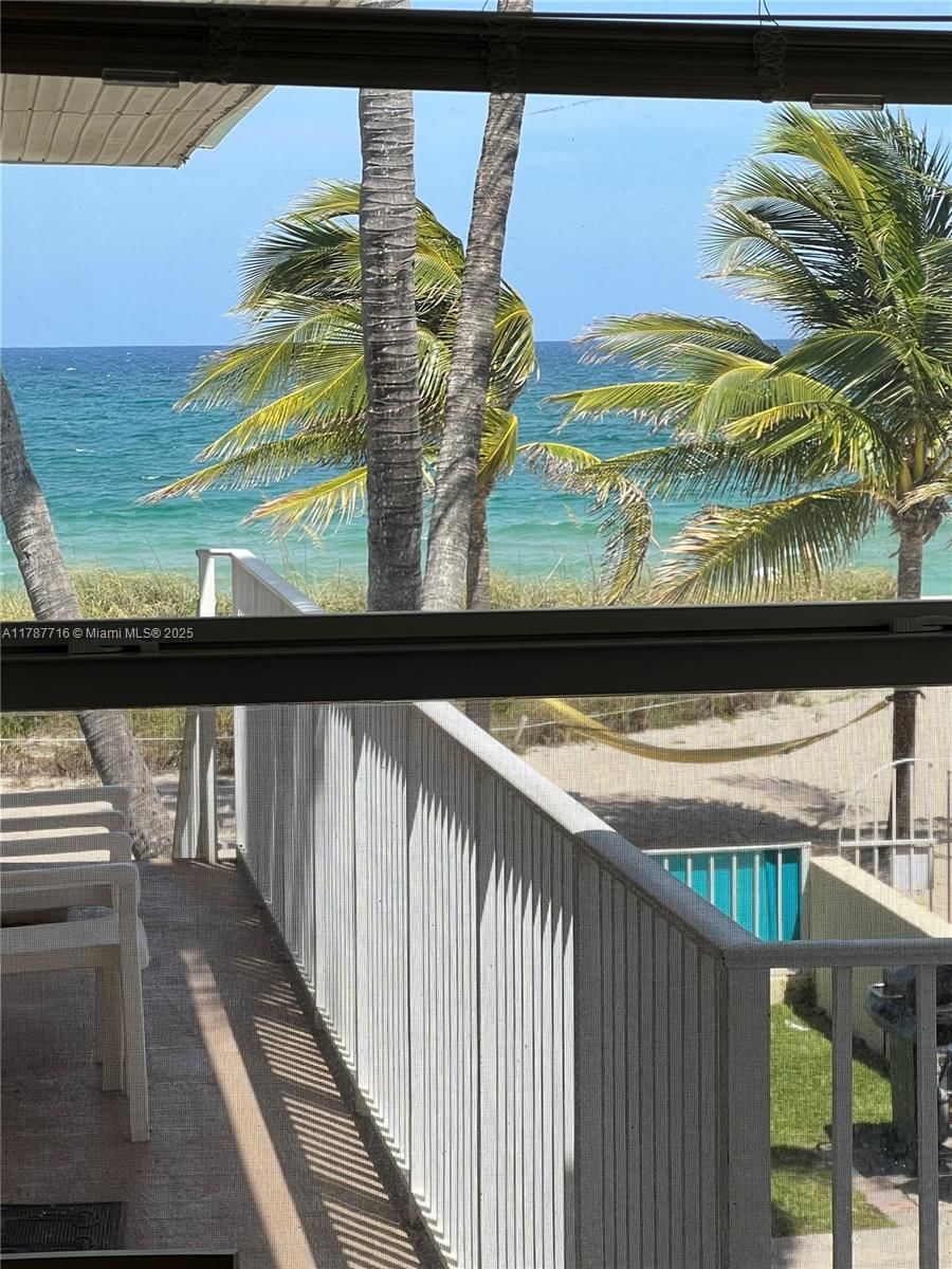 Real estate property located at 4520 El Mar Dr #16, Broward, Southern Seas Condo, Lauderdale By The Sea, FL