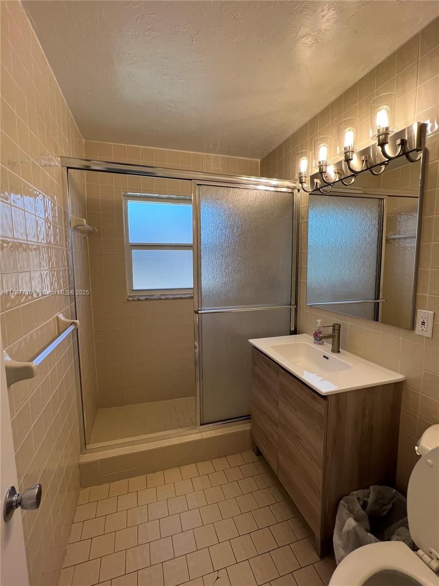 Real estate property located at 4520 El Mar Dr #16, Broward, Southern Seas Condo, Lauderdale By The Sea, FL