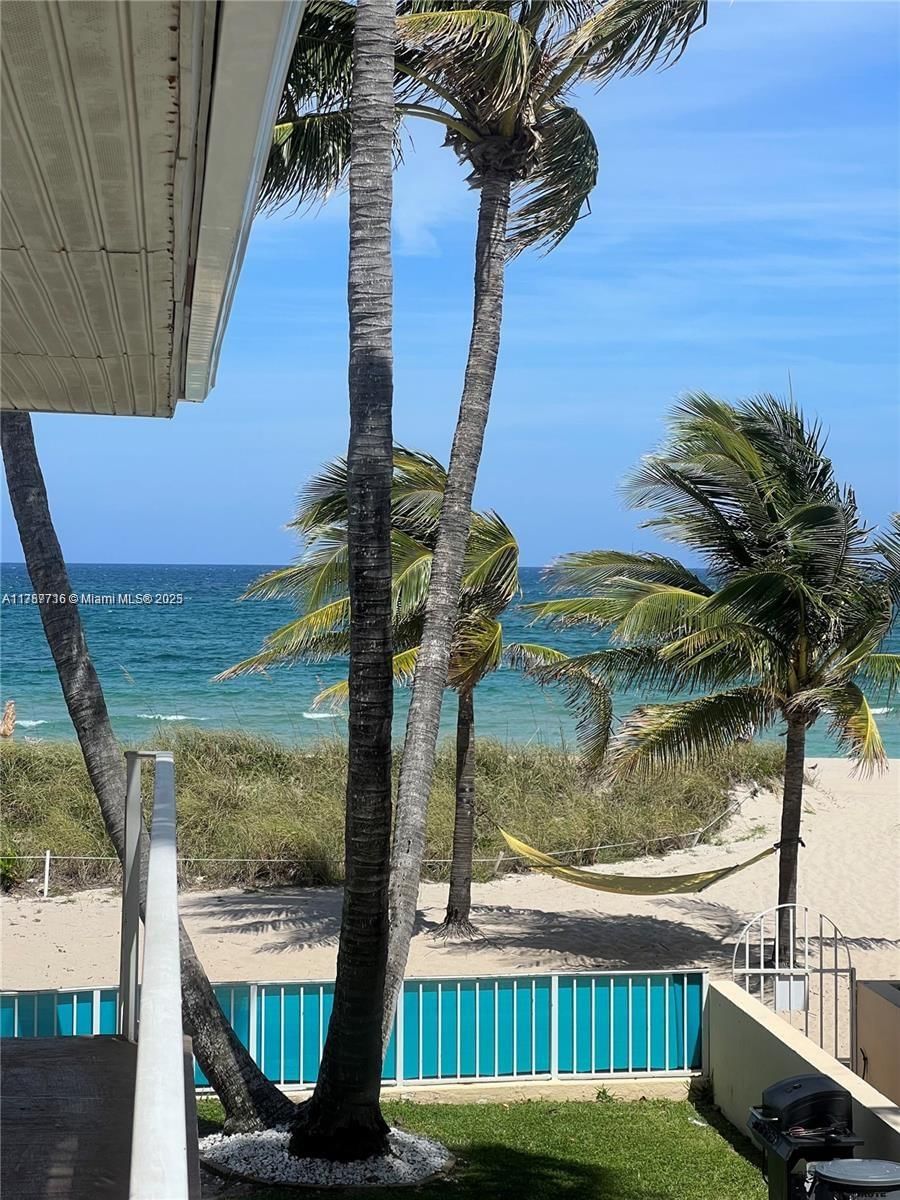 Real estate property located at 4520 El Mar Dr #16, Broward, Southern Seas Condo, Lauderdale By The Sea, FL