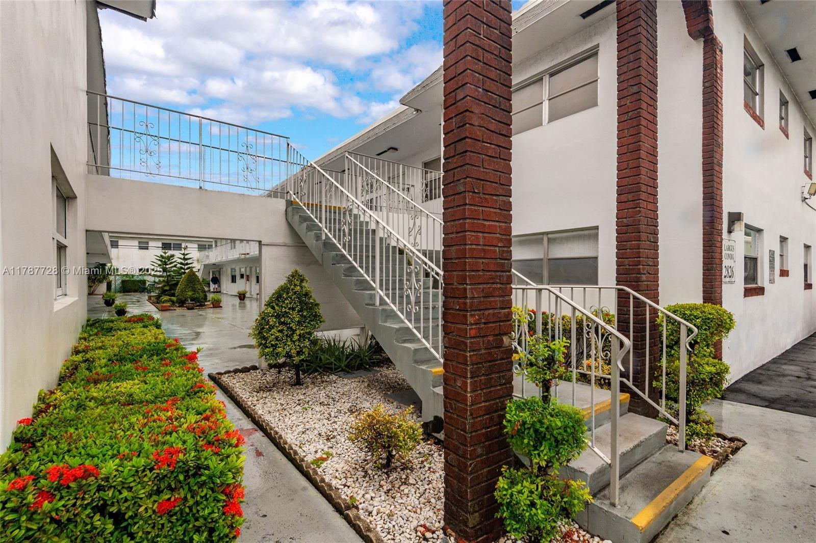 Real estate property located at 2826 Van Buren St #2, Broward, Largus Condo, Hollywood, FL