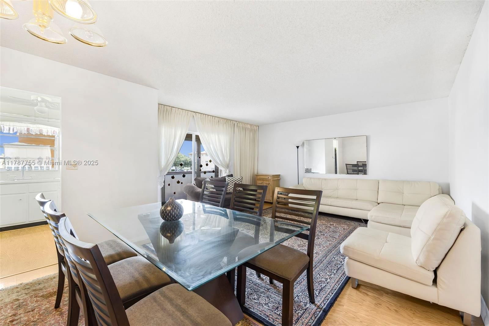 Real estate property located at 5300 Washington St Q207, Broward, Beverly Hills Condo Numbe, Hollywood, FL