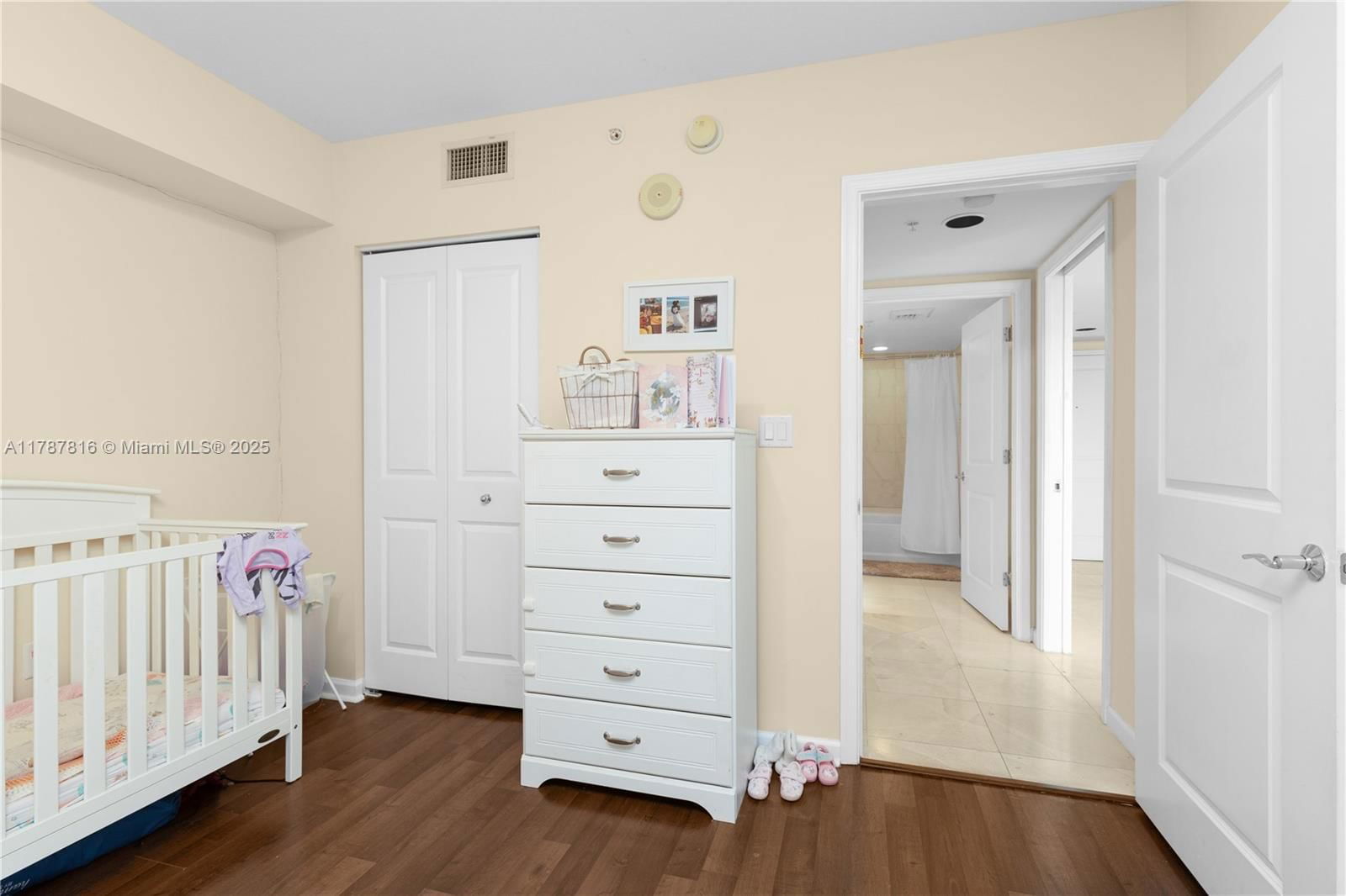 Real estate property located at 610 Las Olas Blvd #513N, Broward, Symphony North Condo, Fort Lauderdale, FL