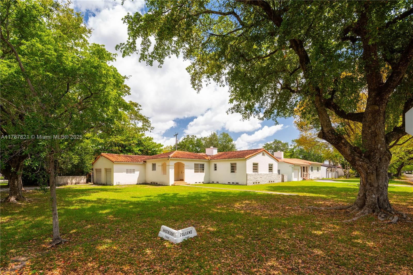 Real estate property located at 747 Palermo Ave, Miami-dade, Biltmore Addn, Coral Gables, FL