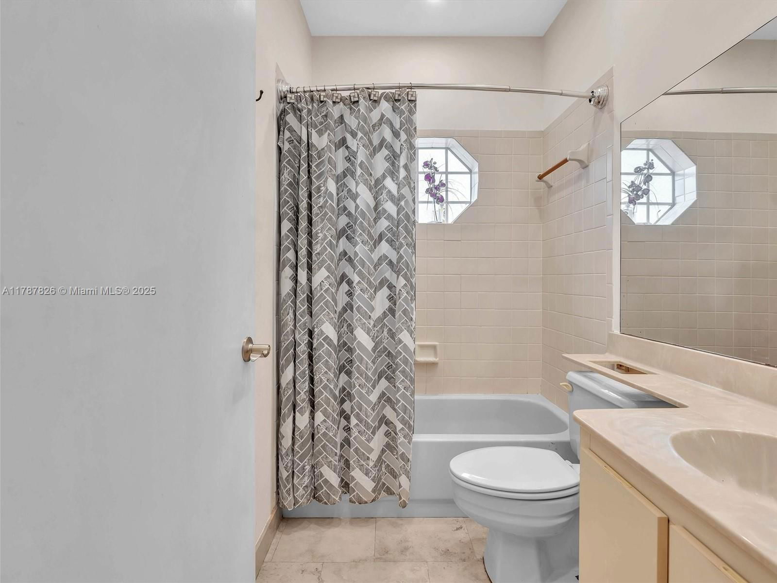 Real estate property located at 6538 Via Regina #9, Palm Beach, Plum At Boca Pointe Condo, Boca Raton, FL