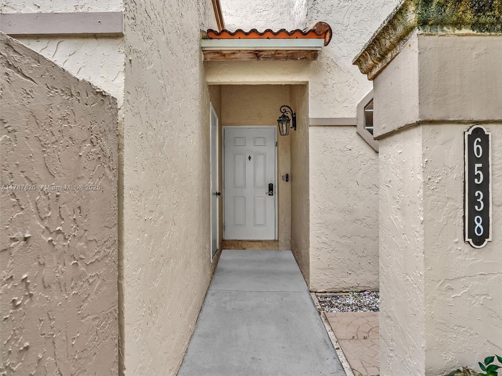 Real estate property located at 6538 Via Regina #9, Palm Beach, Plum At Boca Pointe Condo, Boca Raton, FL