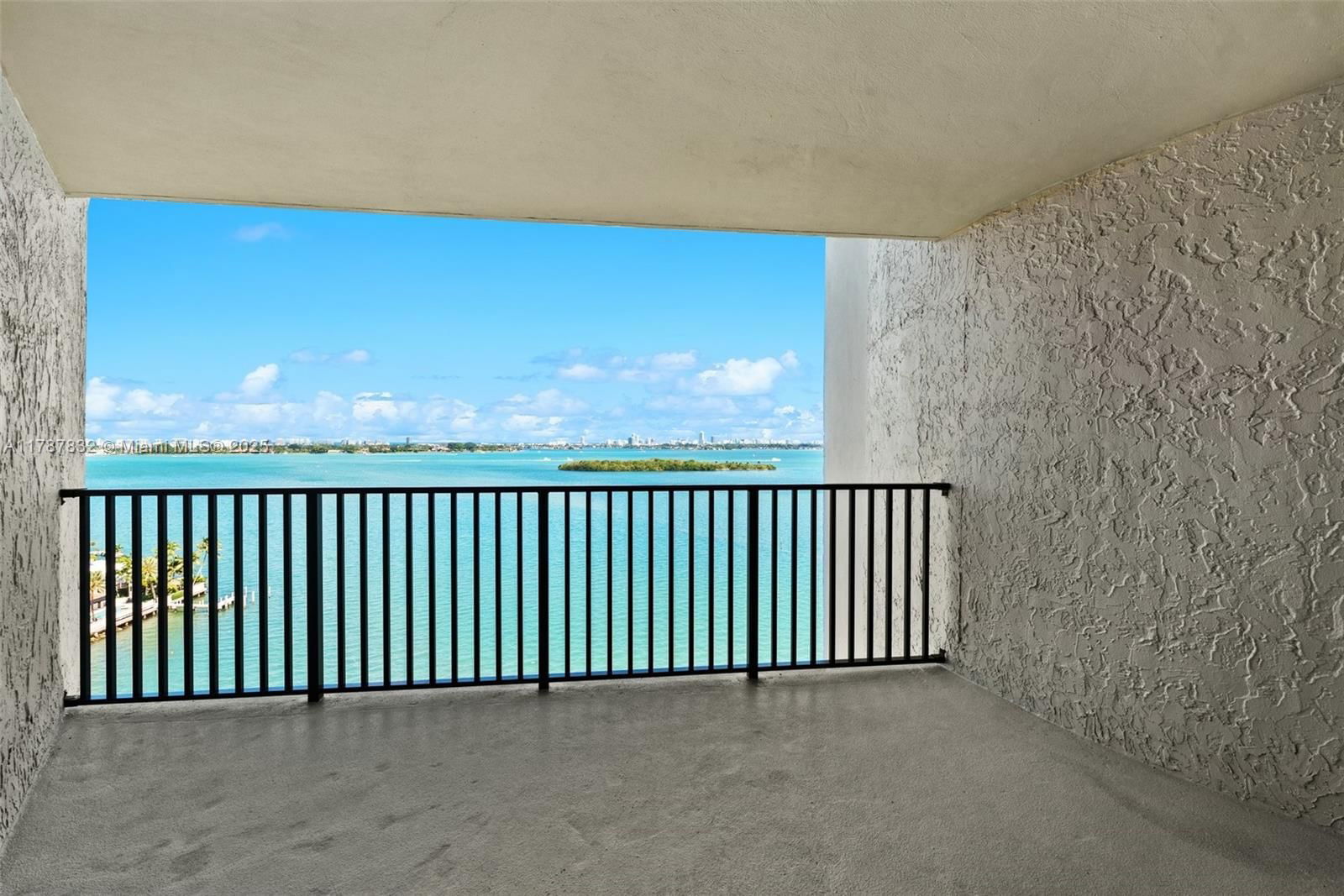 Real estate property located at 1800 114th St #1704, Miami-dade, Cricket Club Condo, Miami, FL
