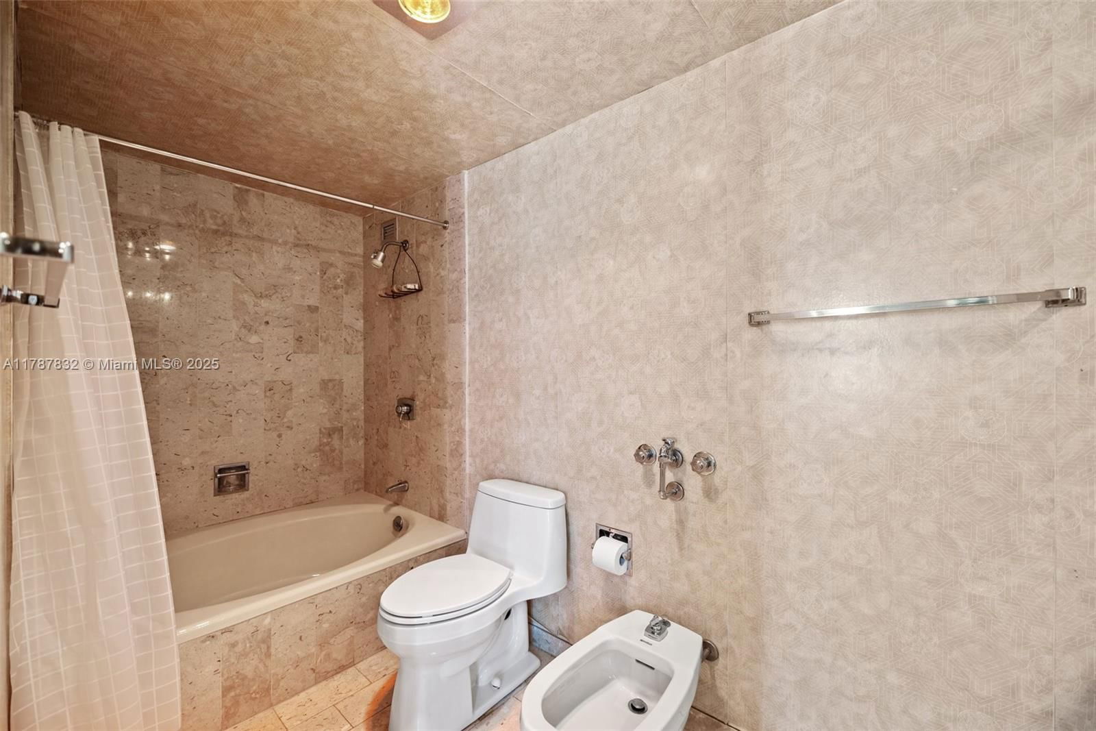 Real estate property located at 1800 114th St #1704, Miami-dade, Cricket Club Condo, Miami, FL