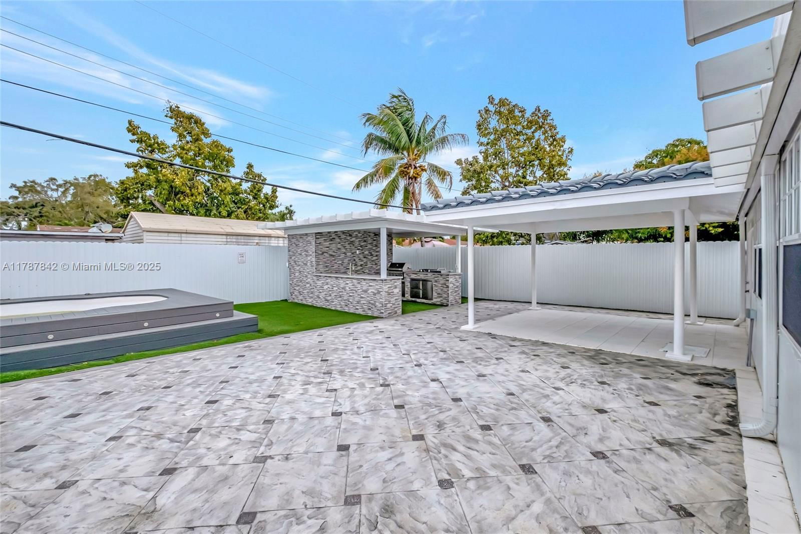 Real estate property located at 3425 99th St, Miami-dade, The Tropics Addn, Miami, FL
