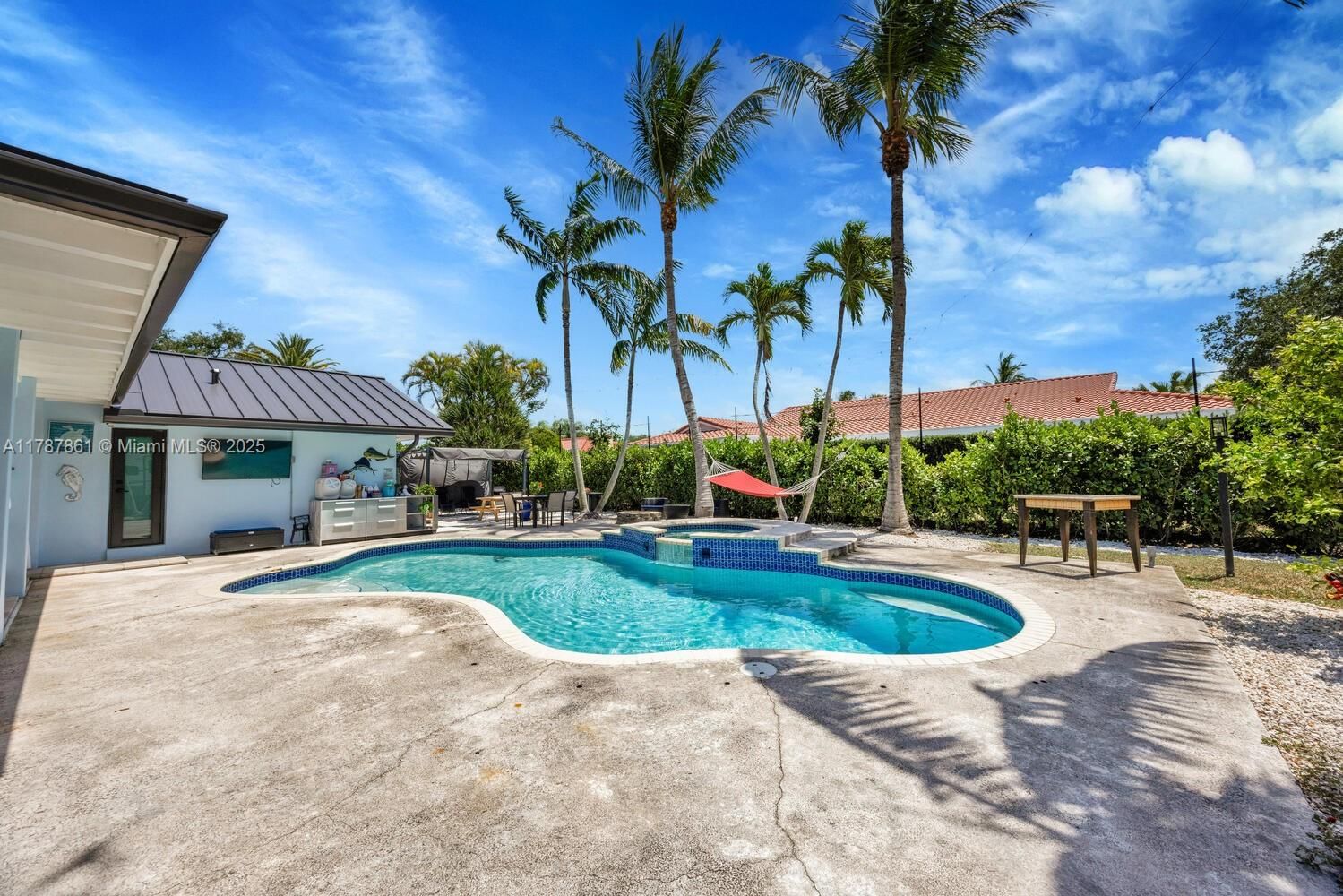 Real estate property located at 7864 179th Ter, Miami-dade, Cutler Hammock, Palmetto Bay, FL