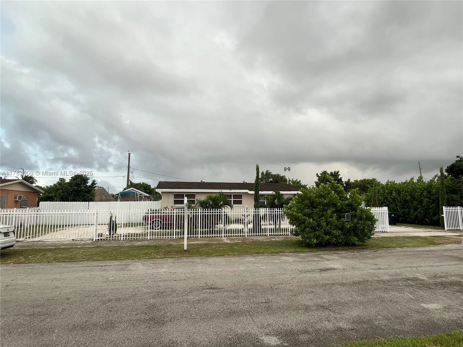 Real estate property located at 18714 306th Ter, Miami-dade, Alligator-plan One, Homestead, FL