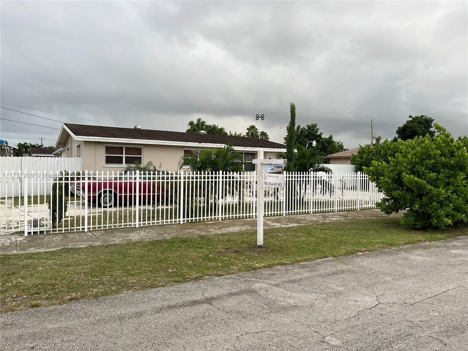 Real estate property located at 18714 306th Ter, Miami-dade, Alligator-plan One, Homestead, FL