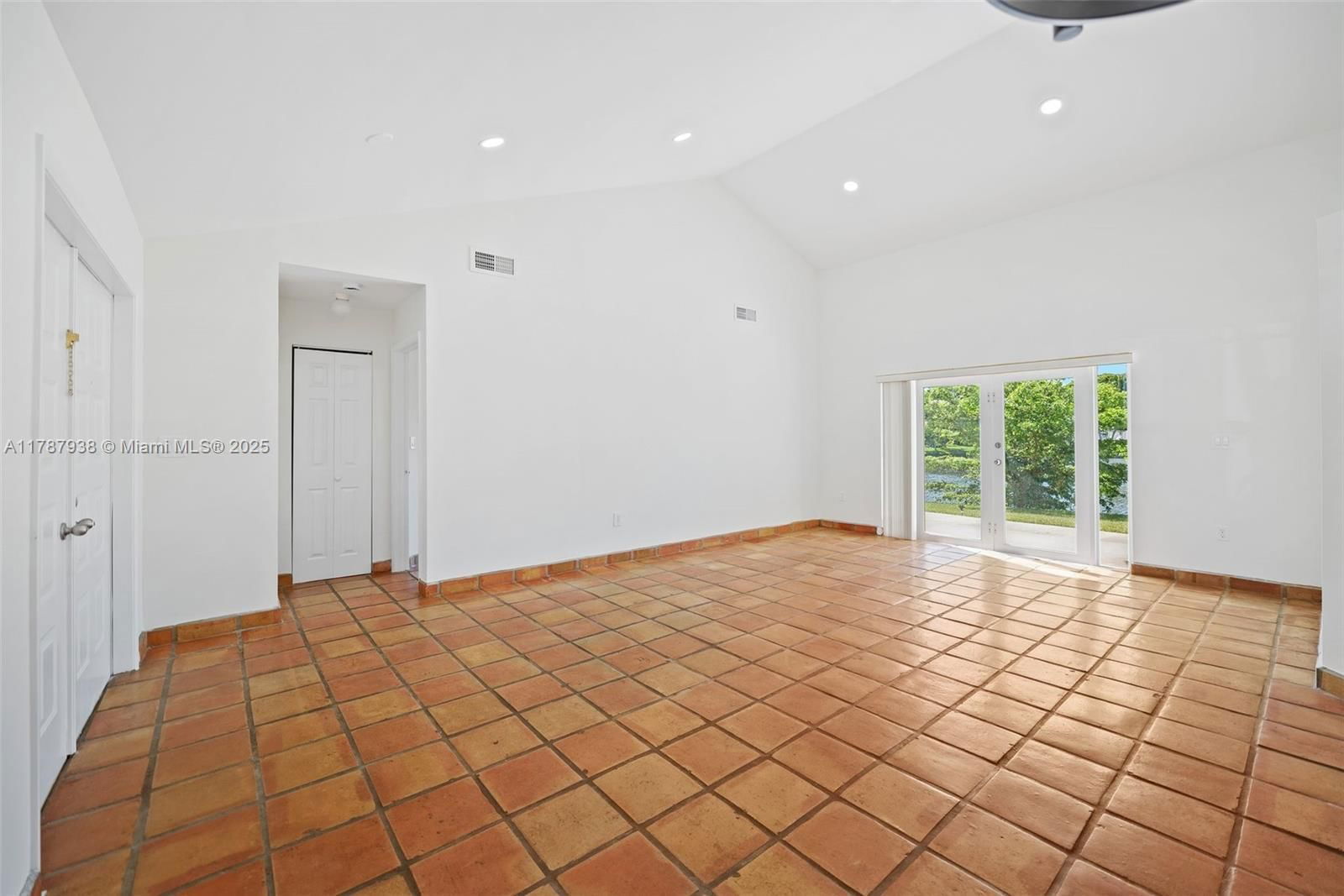 Real estate property located at 14531 Hampton Pl, Broward, Shenandoah Section Four, Davie, FL