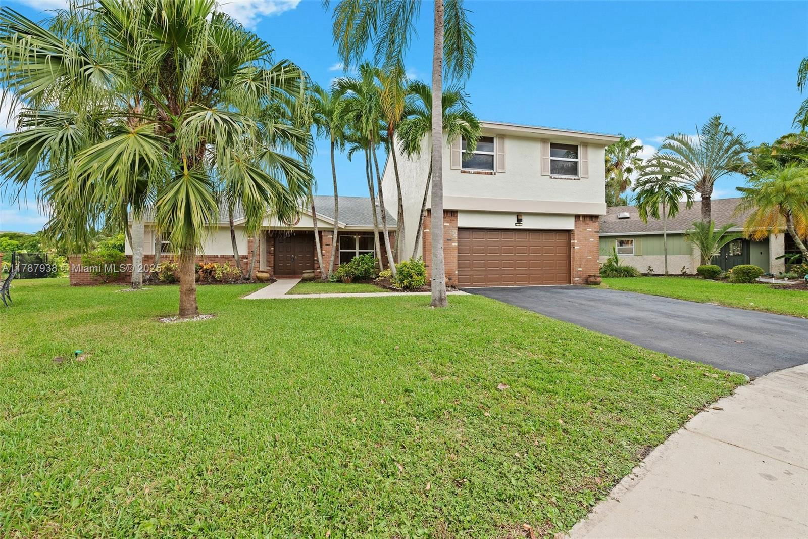 Real estate property located at 14531 Hampton Pl, Broward, Shenandoah Section Four, Davie, FL