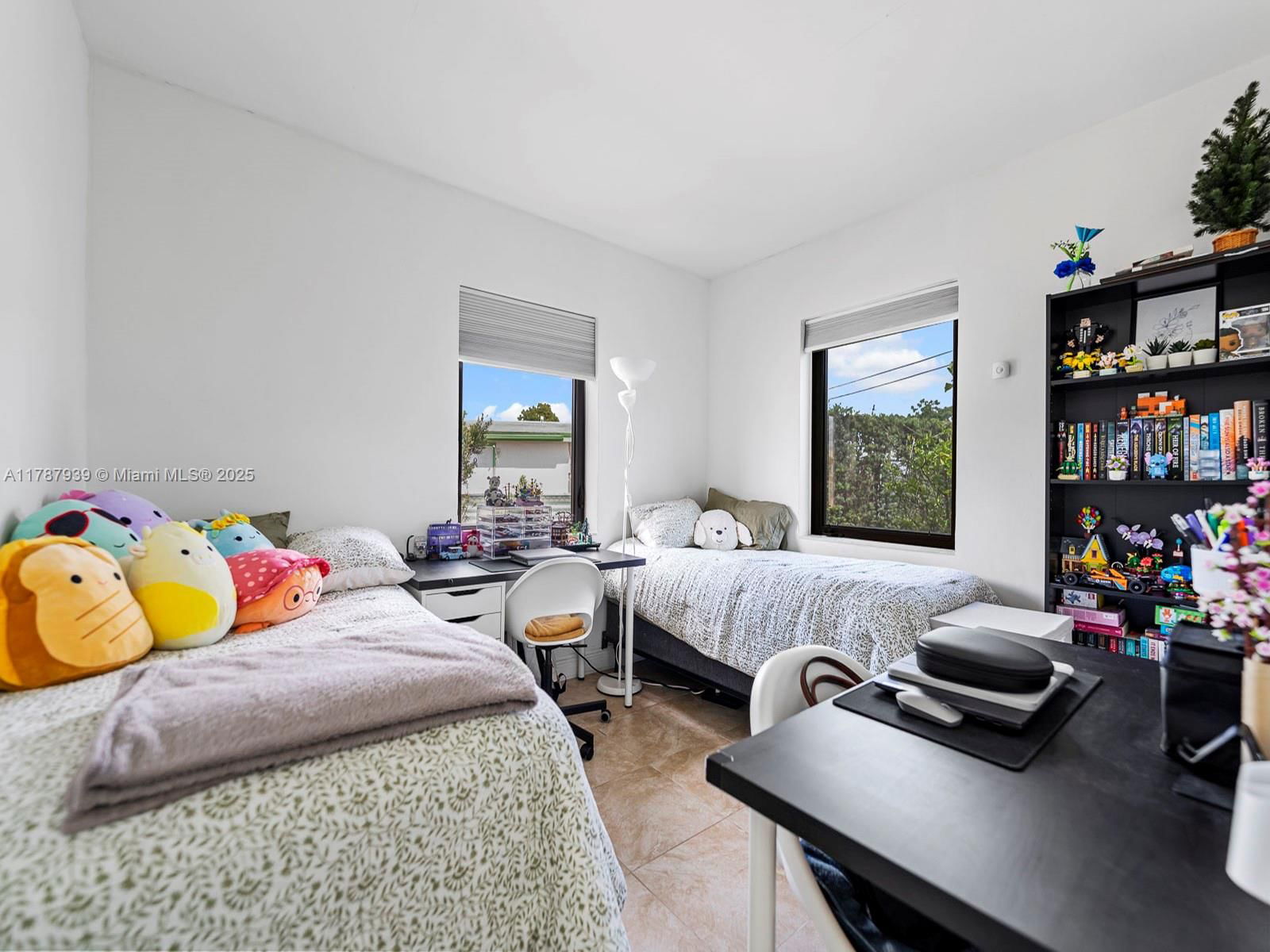 Real estate property located at 11420 44th St, Miami-dade, Westwood Lake 1st Addn, Miami, FL