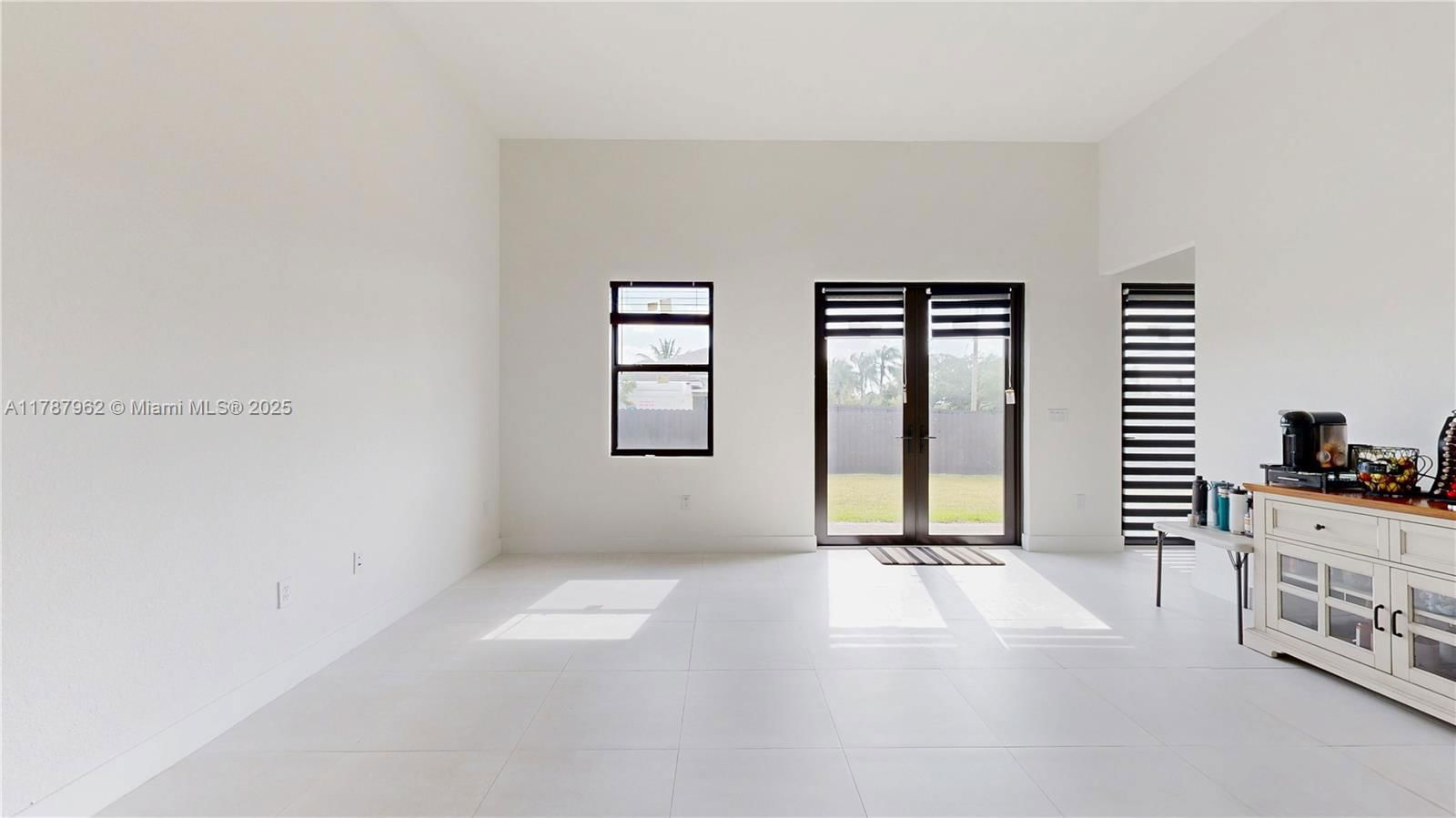 Real estate property located at 31171 193rd Ave, Miami-dade, Century Royal Homes, Homestead, FL
