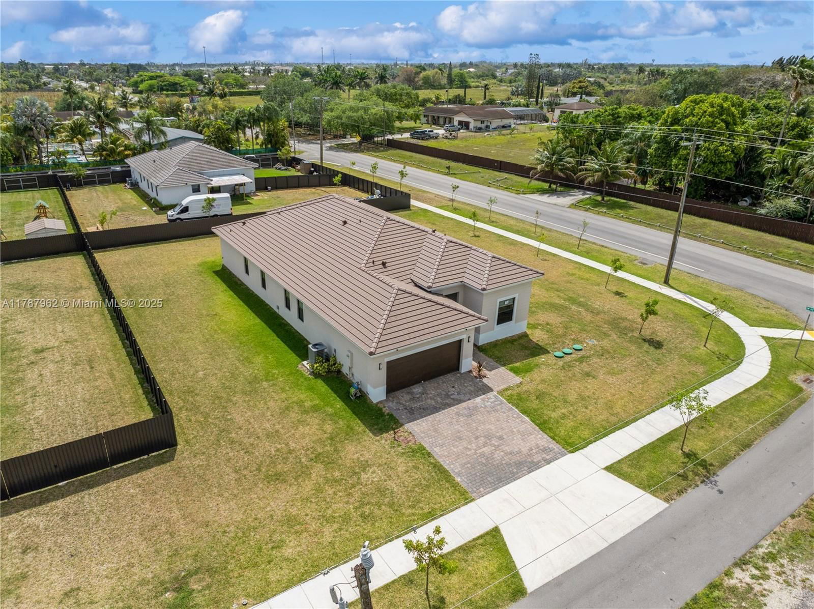 Real estate property located at 31171 193rd Ave, Miami-dade, Century Royal Homes, Homestead, FL