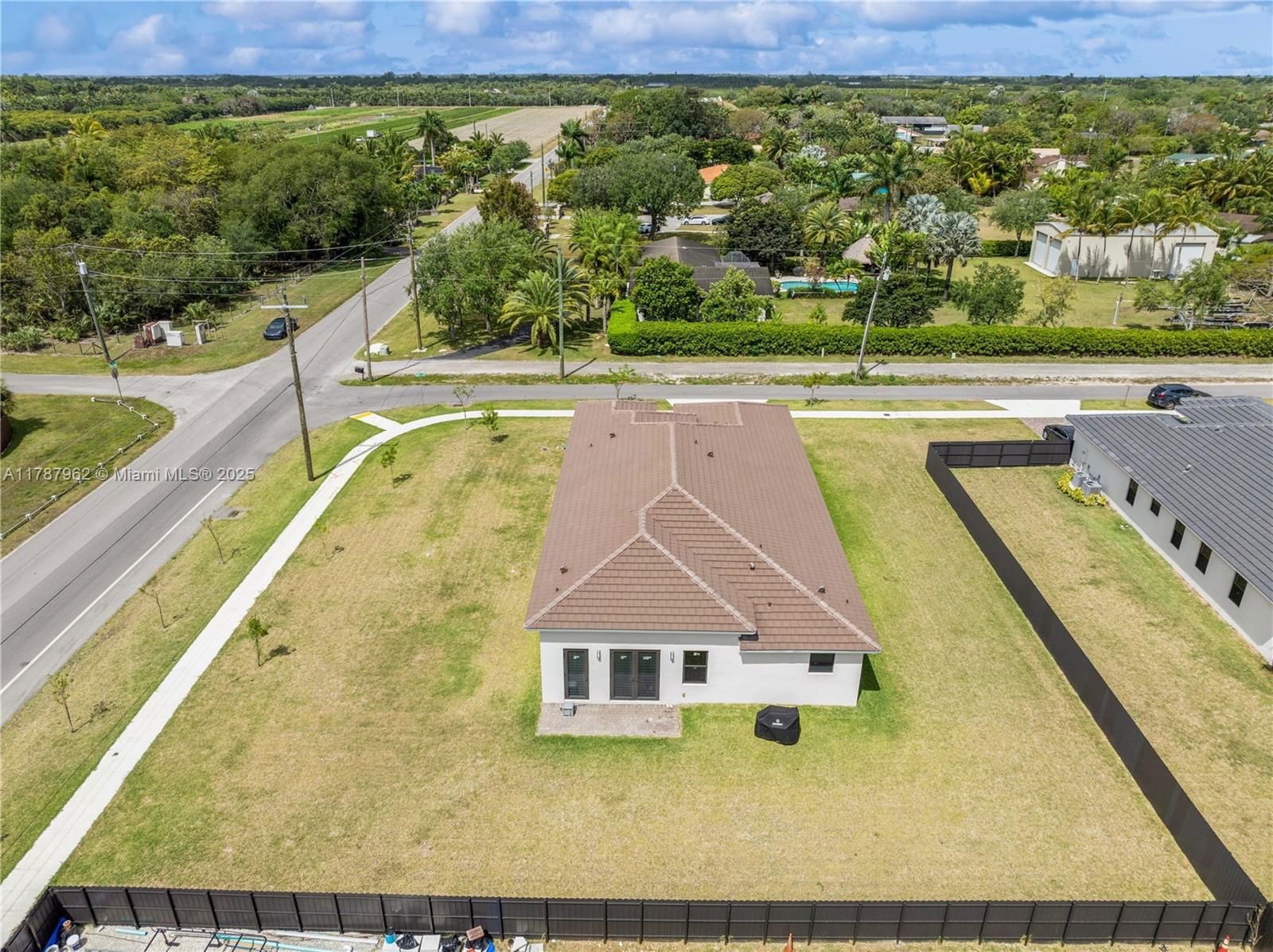 Real estate property located at 31171 193rd Ave, Miami-dade, Century Royal Homes, Homestead, FL
