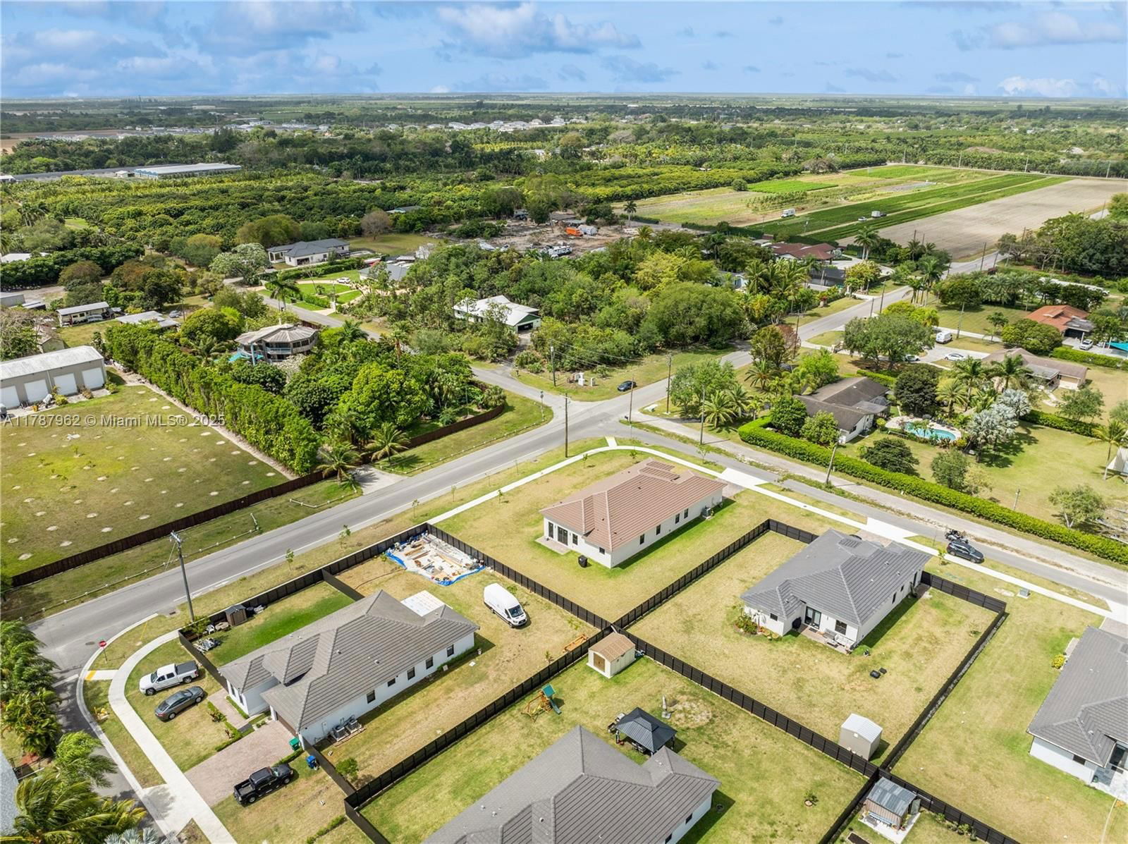 Real estate property located at 31171 193rd Ave, Miami-dade, Century Royal Homes, Homestead, FL