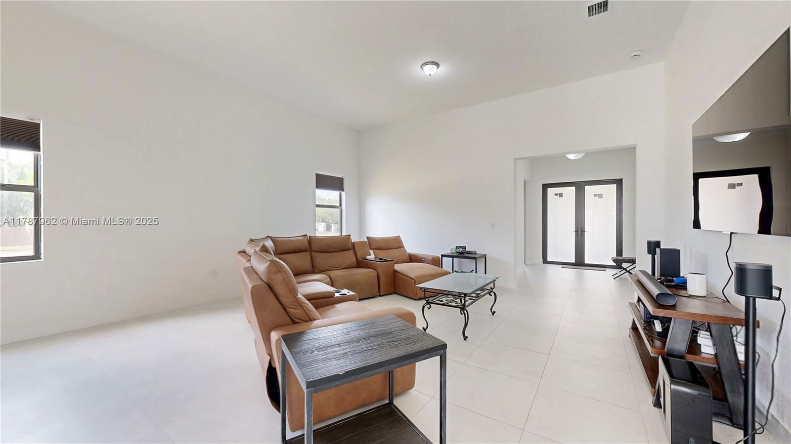 Real estate property located at 31171 193rd Ave, Miami-dade, Century Royal Homes, Homestead, FL