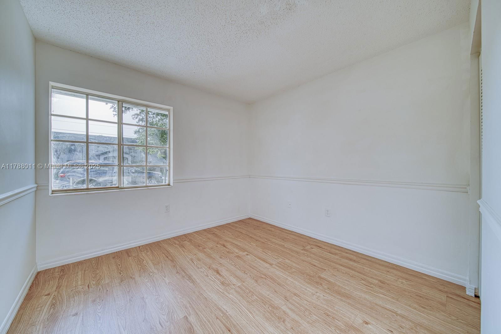 Real estate property located at 20026 122nd Ave, Miami-dade, Sabrina Twinhomes Sub, Miami, FL