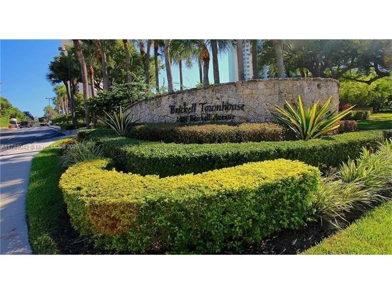 Real estate property located at 2451 Brickell Ave #3E, Miami-dade, Brickell Townhouse Condo, Miami, FL