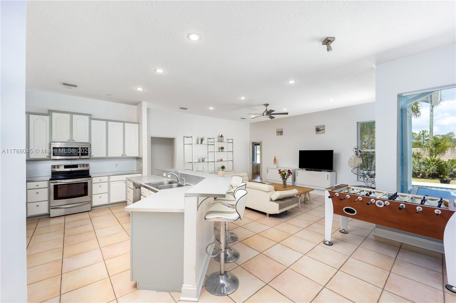 Real estate property located at 146 Blueberry lane, Martin, Pinecrest Lakes, Jensen Beach, FL