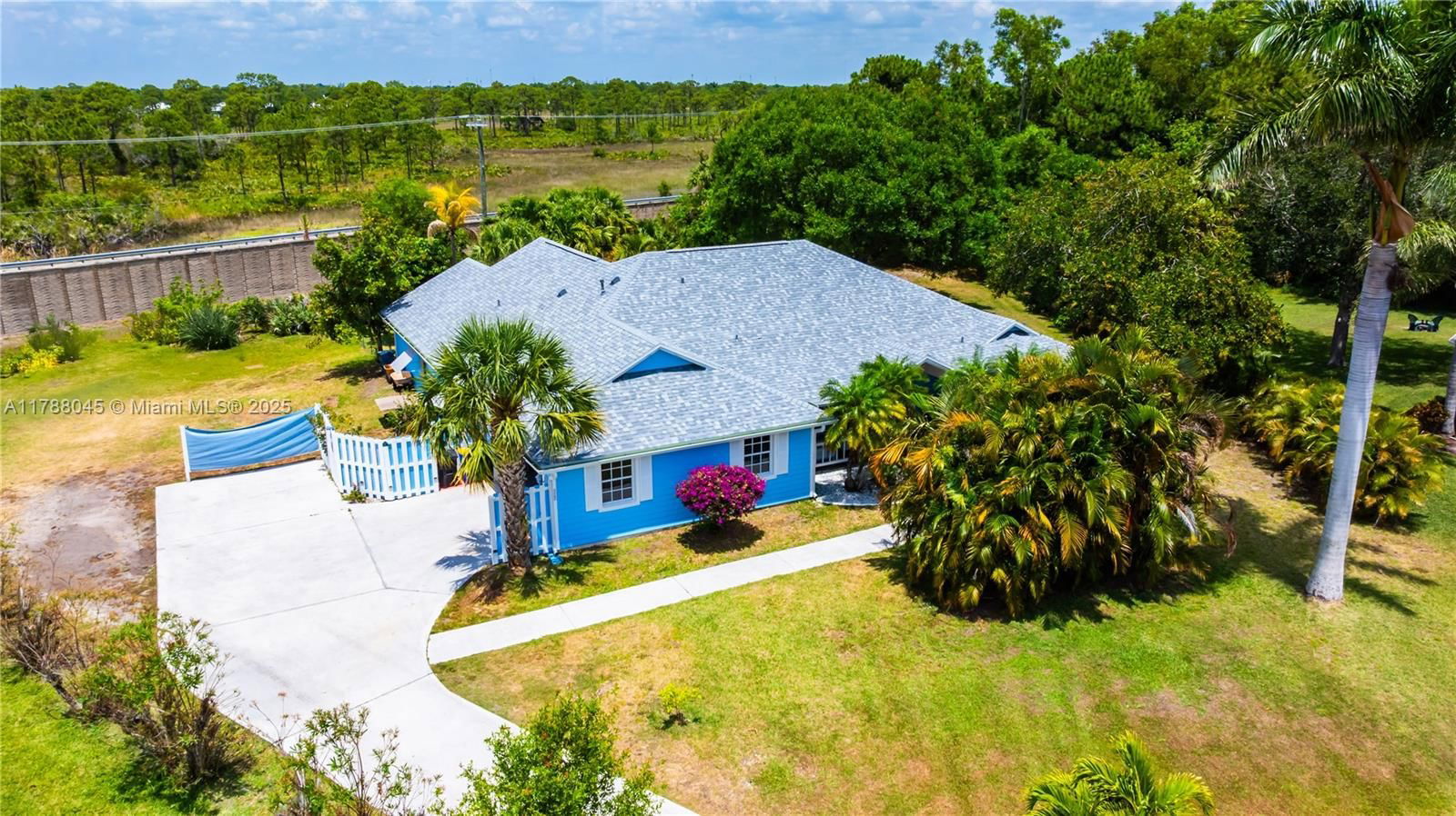 Real estate property located at 146 Blueberry lane, Martin, Pinecrest Lakes, Jensen Beach, FL