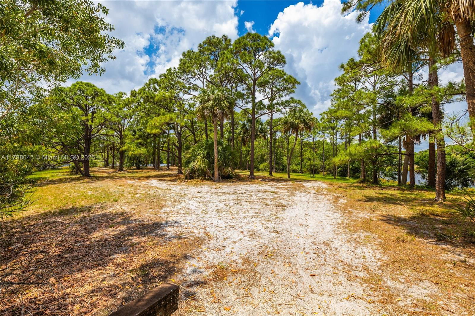Real estate property located at 146 Blueberry lane, Martin, Pinecrest Lakes, Jensen Beach, FL