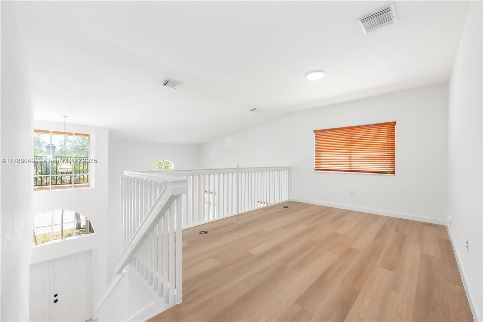 Real estate property located at 9369 224th Ter, Miami-dade, Lakes By The Bay Day, Cutler Bay, FL